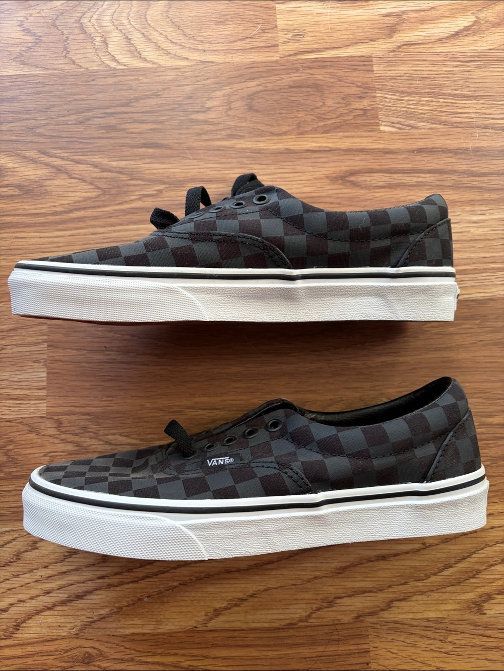 Vans Checkerboard Canvas Low-Top Sneakers - Black & Gray - Picture 7 of 13